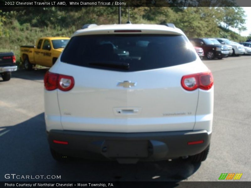 White Diamond Tricoat / Ebony 2012 Chevrolet Traverse LT AWD