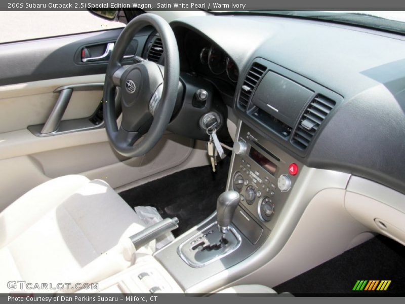 Satin White Pearl / Warm Ivory 2009 Subaru Outback 2.5i Special Edition Wagon