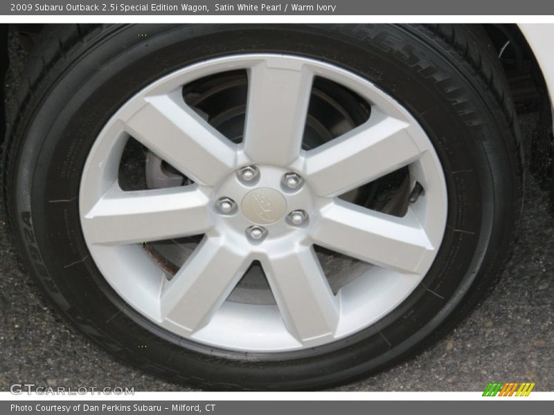 Satin White Pearl / Warm Ivory 2009 Subaru Outback 2.5i Special Edition Wagon