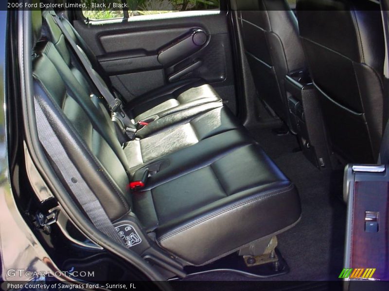 Black / Black 2006 Ford Explorer Limited