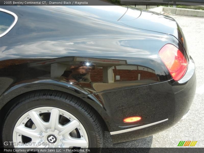 Diamond Black / Magnolia 2005 Bentley Continental GT