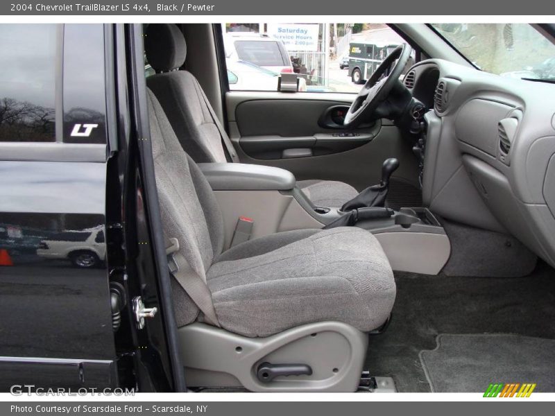 Black / Pewter 2004 Chevrolet TrailBlazer LS 4x4