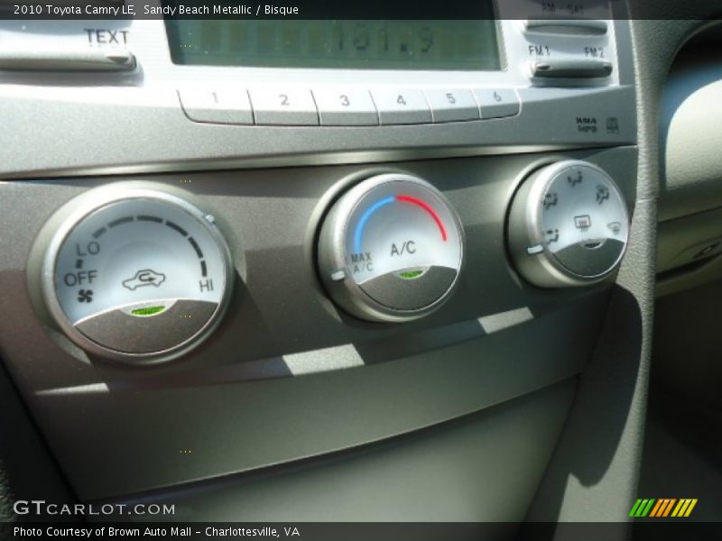 Sandy Beach Metallic / Bisque 2010 Toyota Camry LE