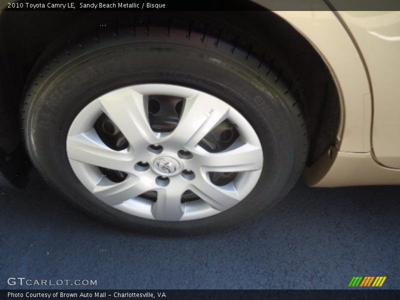 Sandy Beach Metallic / Bisque 2010 Toyota Camry LE