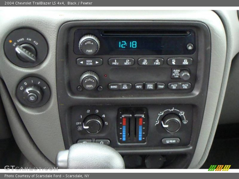 Black / Pewter 2004 Chevrolet TrailBlazer LS 4x4
