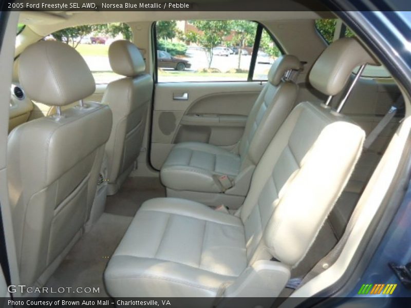 Rear Seat of 2005 Freestyle SEL AWD