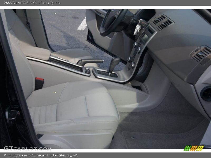 Black / Quartz 2009 Volvo S40 2.4i