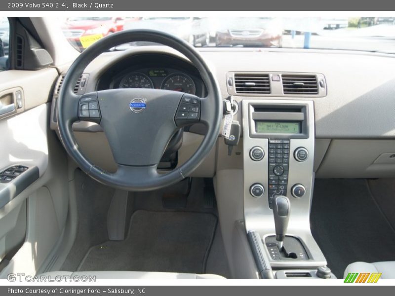 Black / Quartz 2009 Volvo S40 2.4i