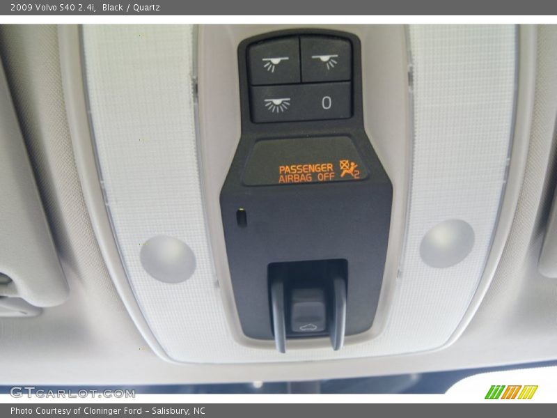 Black / Quartz 2009 Volvo S40 2.4i
