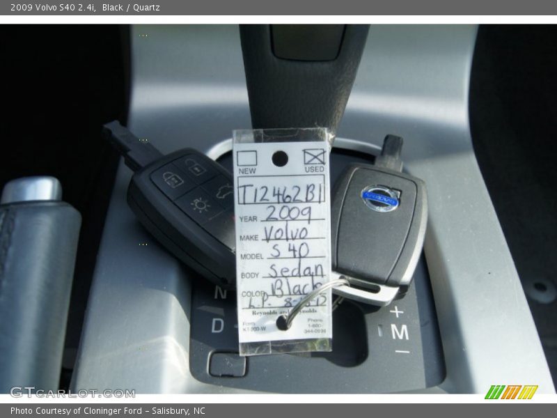Black / Quartz 2009 Volvo S40 2.4i