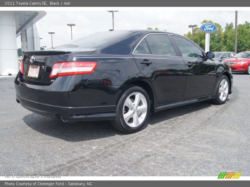 Black / Ash 2011 Toyota Camry SE