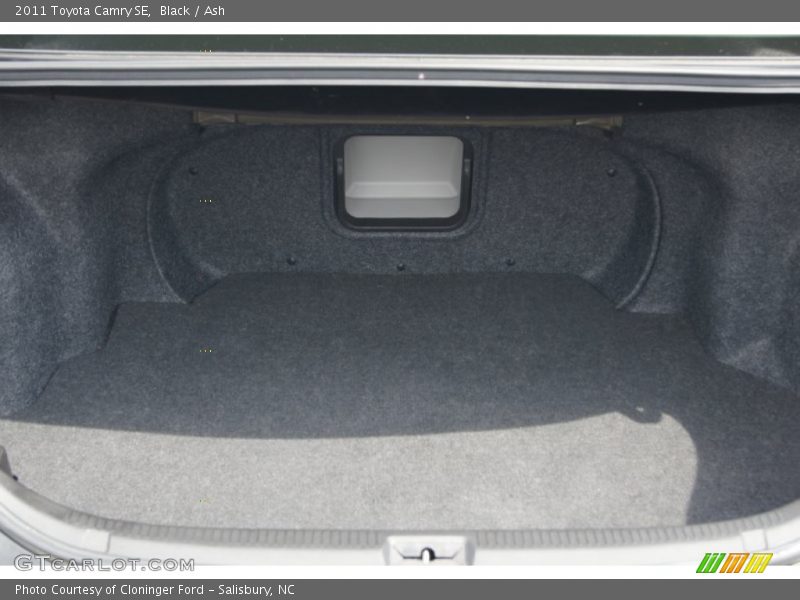 Black / Ash 2011 Toyota Camry SE