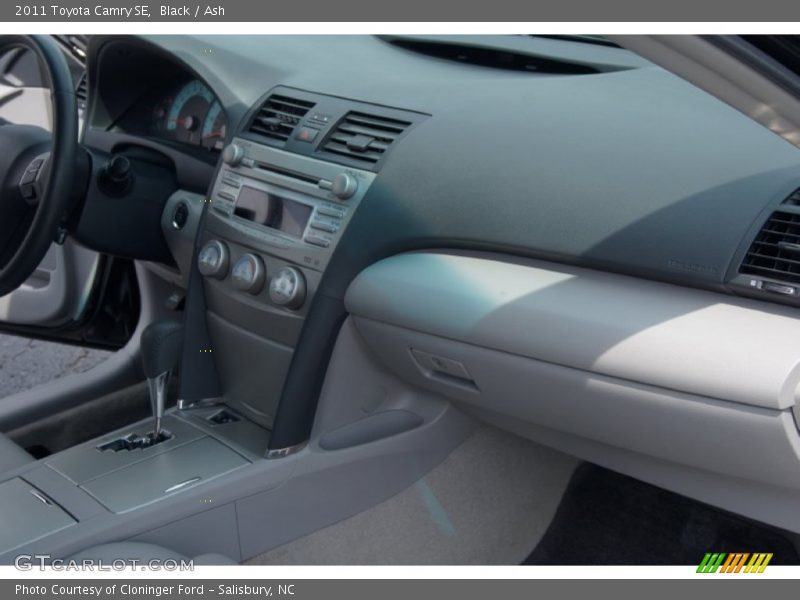 Black / Ash 2011 Toyota Camry SE