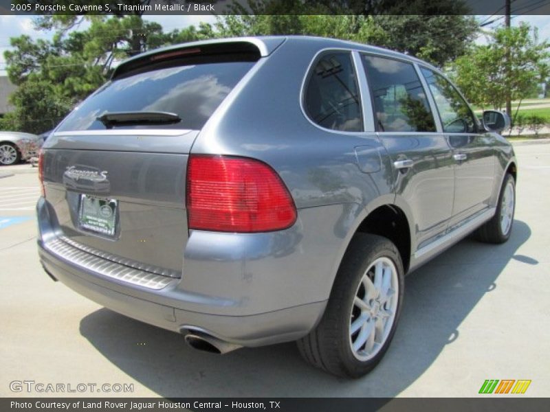 Titanium Metallic / Black 2005 Porsche Cayenne S