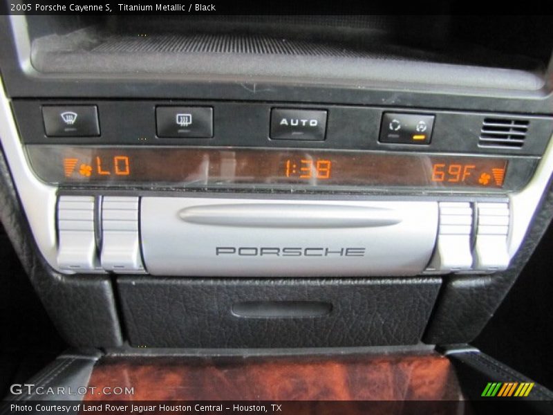 Titanium Metallic / Black 2005 Porsche Cayenne S