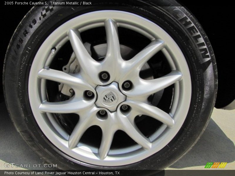 Titanium Metallic / Black 2005 Porsche Cayenne S