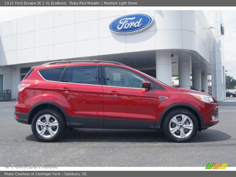  2013 Escape SE 2.0L EcoBoost Ruby Red Metallic