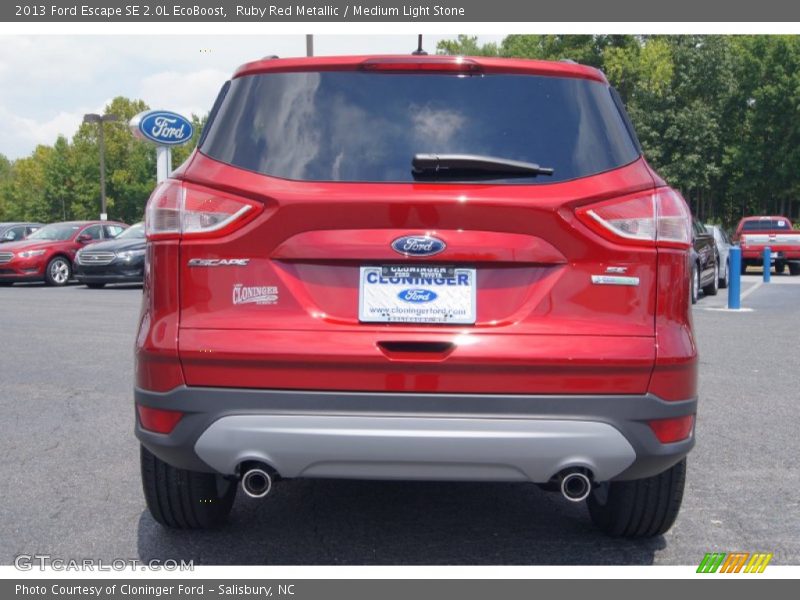 Ruby Red Metallic / Medium Light Stone 2013 Ford Escape SE 2.0L EcoBoost