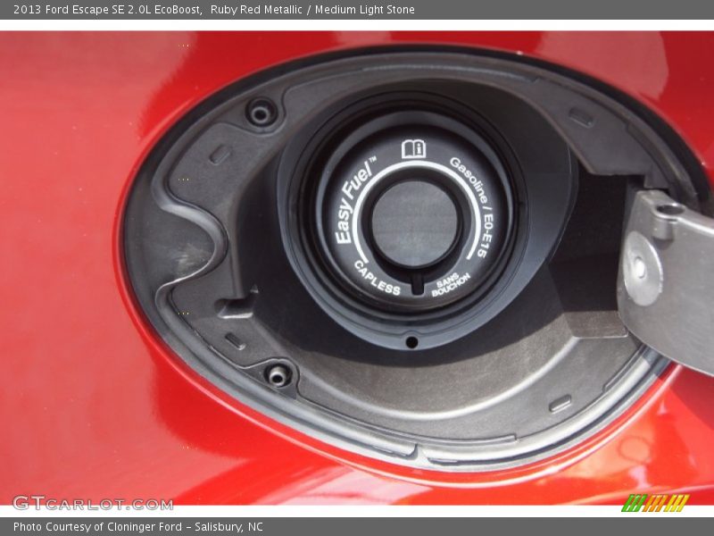 Ruby Red Metallic / Medium Light Stone 2013 Ford Escape SE 2.0L EcoBoost