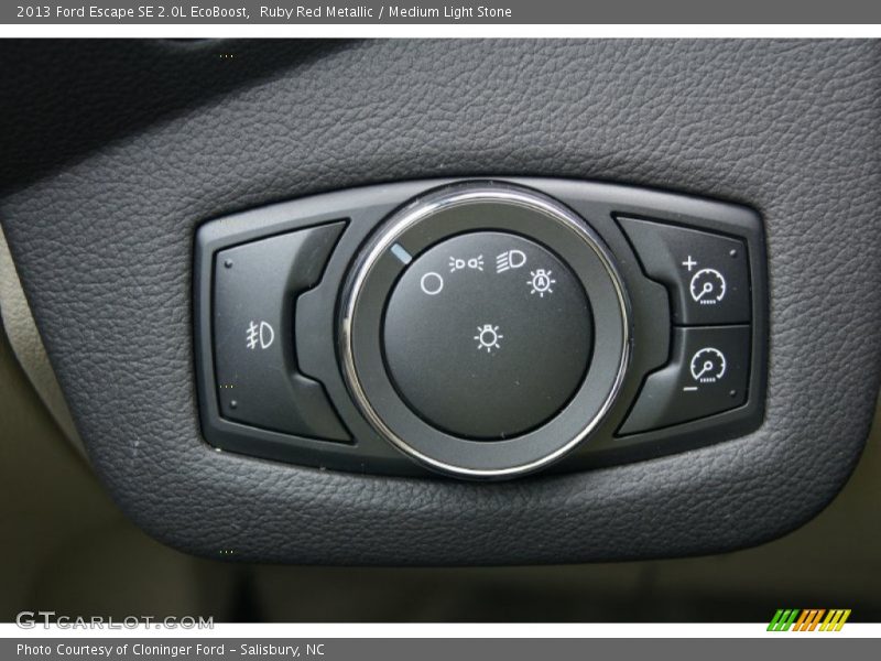Controls of 2013 Escape SE 2.0L EcoBoost