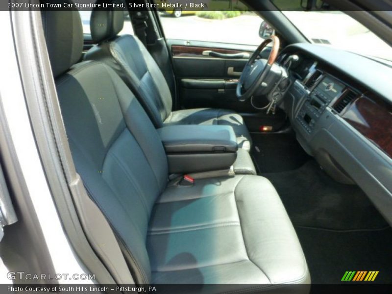Silver Birch Metallic / Black 2007 Lincoln Town Car Signature Limited