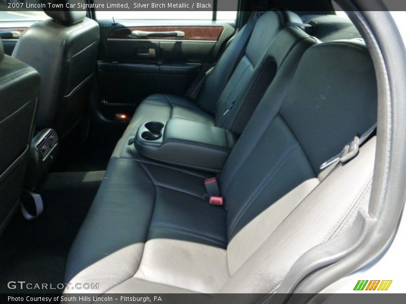 Silver Birch Metallic / Black 2007 Lincoln Town Car Signature Limited