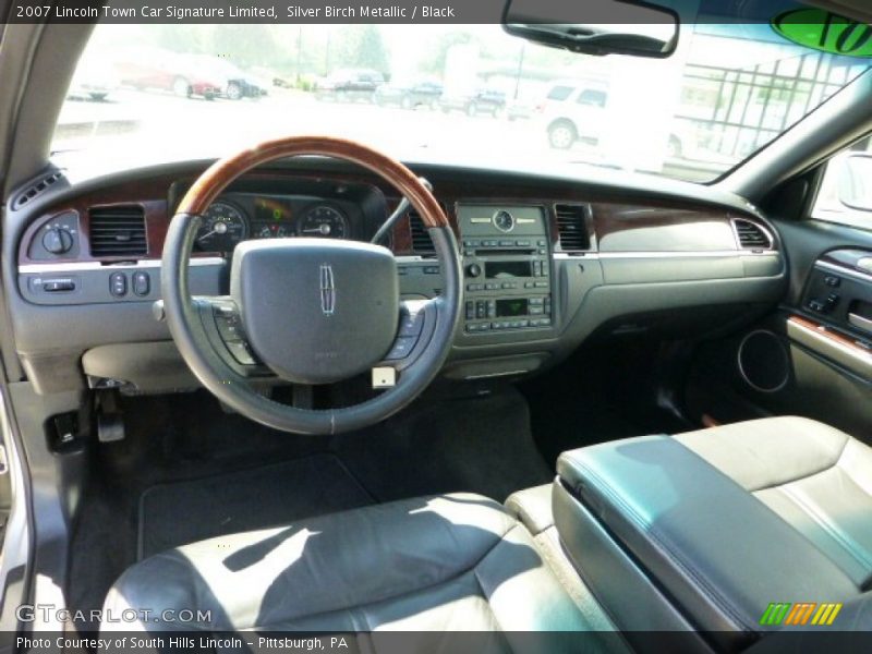 Silver Birch Metallic / Black 2007 Lincoln Town Car Signature Limited
