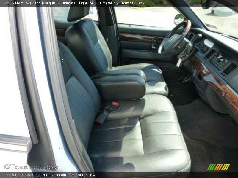Light Ice Blue Metallic / Charcoal Black 2006 Mercury Grand Marquis LS Ultimate