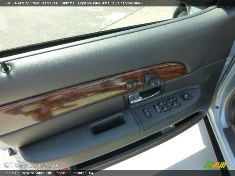 Door Panel of 2006 Grand Marquis LS Ultimate