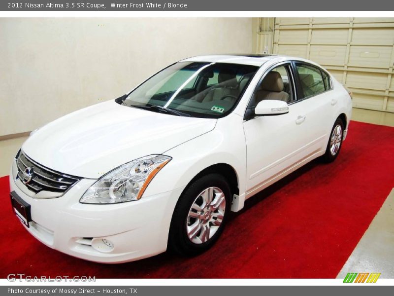 Winter Frost White / Blonde 2012 Nissan Altima 3.5 SR Coupe