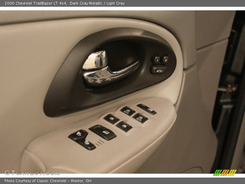 Dark Gray Metallic / Light Gray 2006 Chevrolet TrailBlazer LT 4x4