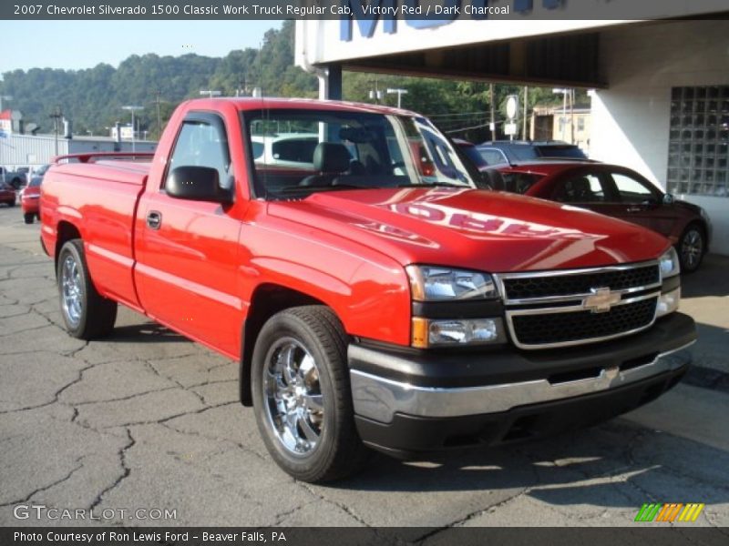 Victory Red / Dark Charcoal 2007 Chevrolet Silverado 1500 Classic Work Truck Regular Cab