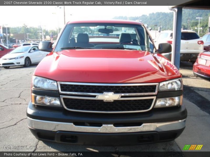 Victory Red / Dark Charcoal 2007 Chevrolet Silverado 1500 Classic Work Truck Regular Cab