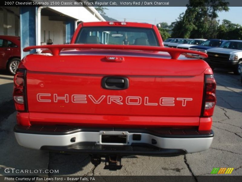 Victory Red / Dark Charcoal 2007 Chevrolet Silverado 1500 Classic Work Truck Regular Cab