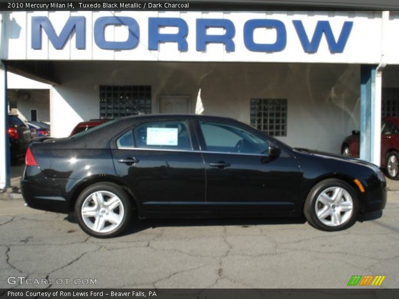 Tuxedo Black Metallic / Dark Charcoal 2010 Mercury Milan I4