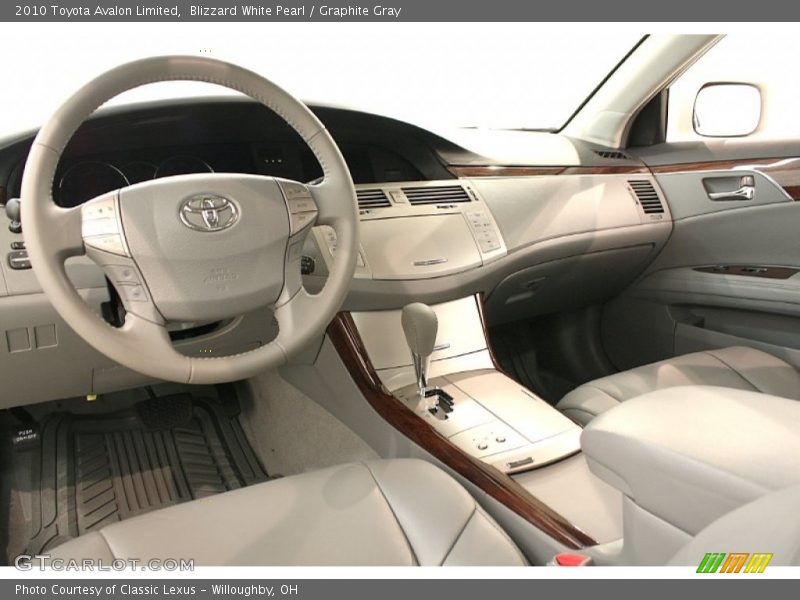 Blizzard White Pearl / Graphite Gray 2010 Toyota Avalon Limited