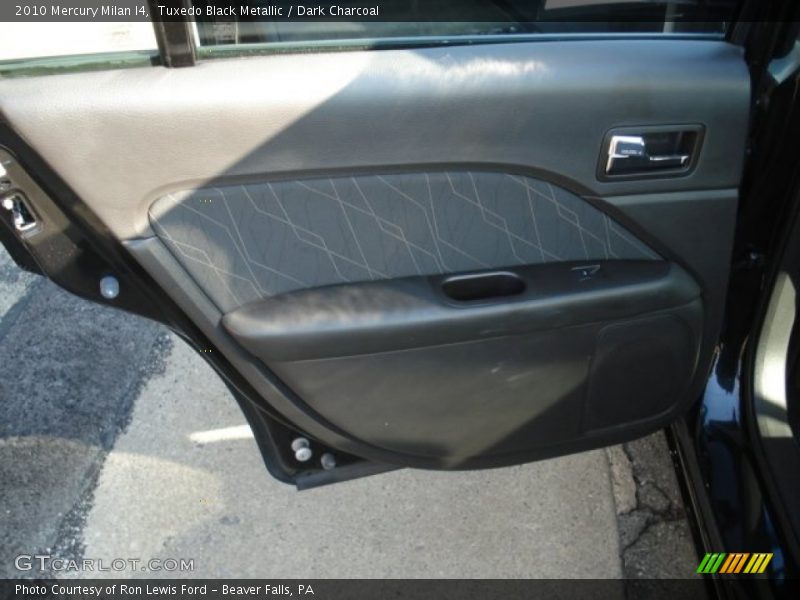 Tuxedo Black Metallic / Dark Charcoal 2010 Mercury Milan I4