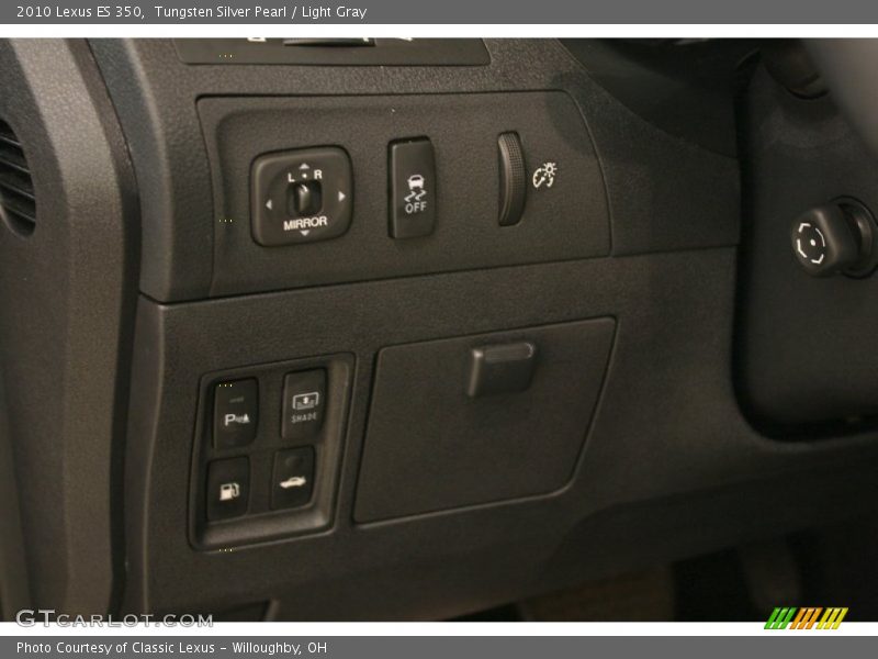 Tungsten Silver Pearl / Light Gray 2010 Lexus ES 350