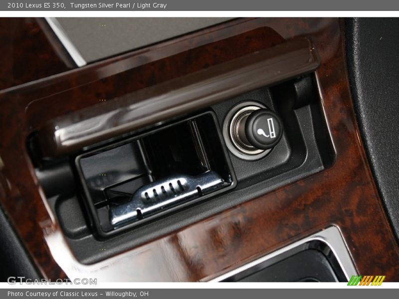 Tungsten Silver Pearl / Light Gray 2010 Lexus ES 350