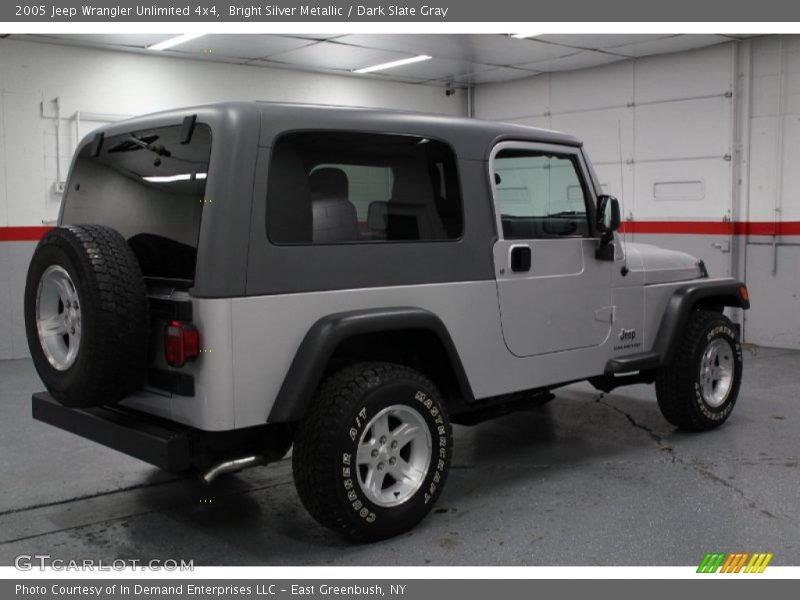 Bright Silver Metallic / Dark Slate Gray 2005 Jeep Wrangler Unlimited 4x4