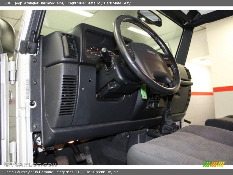 Bright Silver Metallic / Dark Slate Gray 2005 Jeep Wrangler Unlimited 4x4