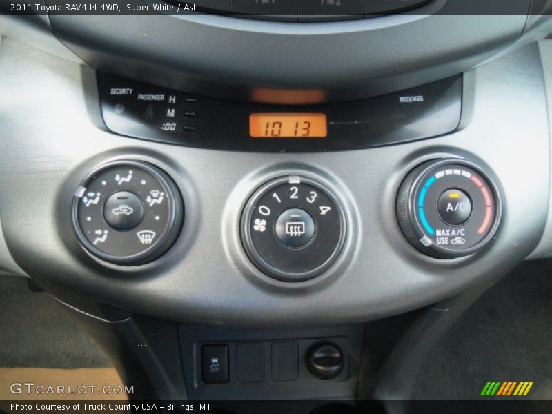 Super White / Ash 2011 Toyota RAV4 I4 4WD