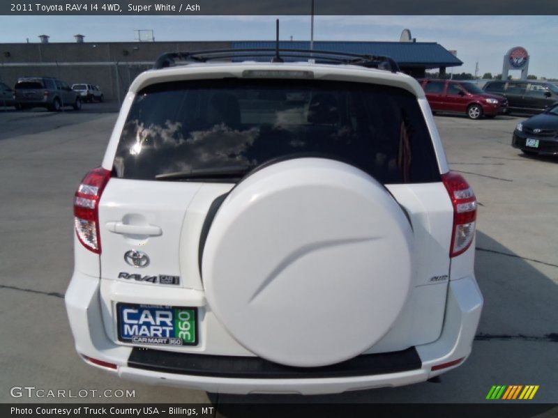 Super White / Ash 2011 Toyota RAV4 I4 4WD
