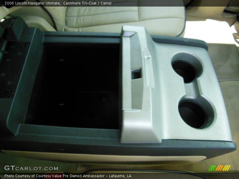 Cashmere Tri-Coat / Camel 2006 Lincoln Navigator Ultimate