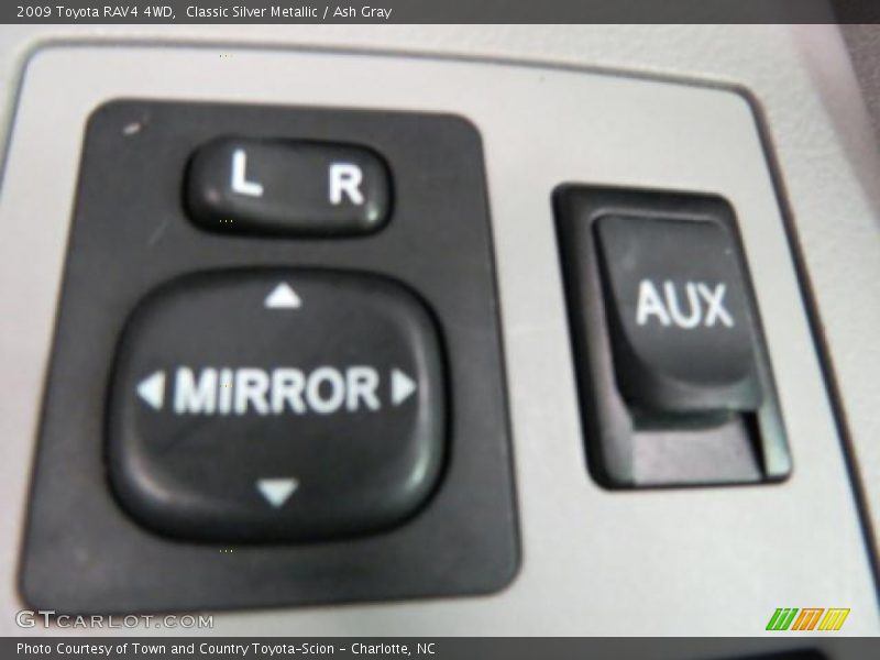 Classic Silver Metallic / Ash Gray 2009 Toyota RAV4 4WD