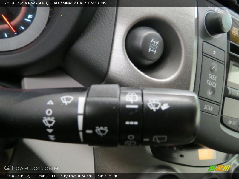 Classic Silver Metallic / Ash Gray 2009 Toyota RAV4 4WD