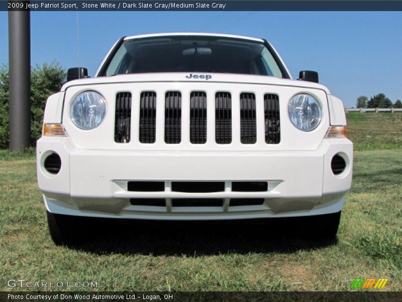 Stone White / Dark Slate Gray/Medium Slate Gray 2009 Jeep Patriot Sport