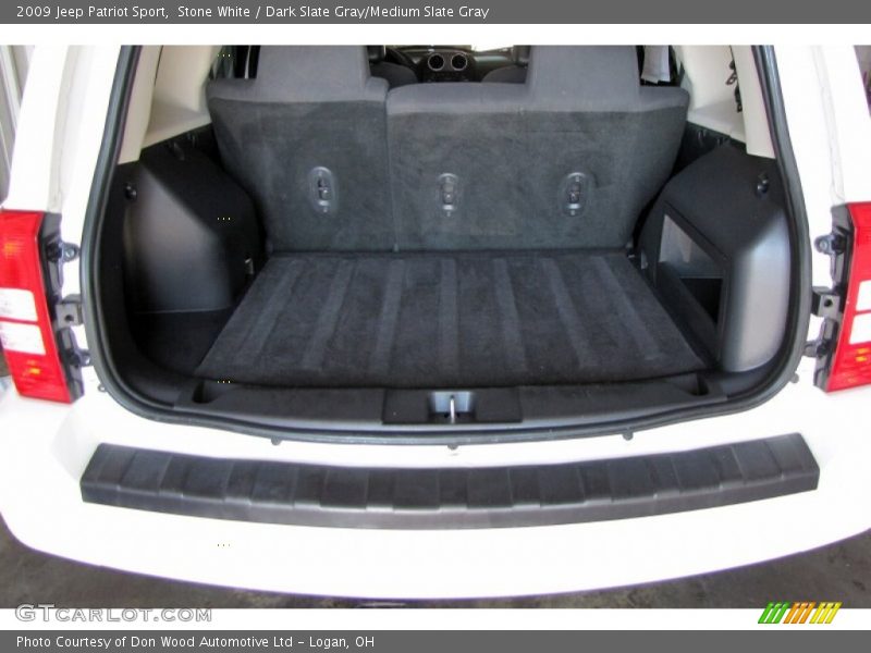Stone White / Dark Slate Gray/Medium Slate Gray 2009 Jeep Patriot Sport