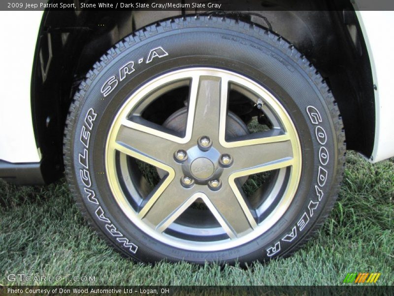 Stone White / Dark Slate Gray/Medium Slate Gray 2009 Jeep Patriot Sport