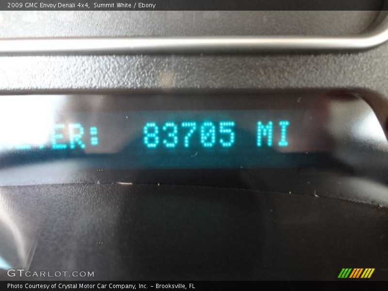 Summit White / Ebony 2009 GMC Envoy Denali 4x4